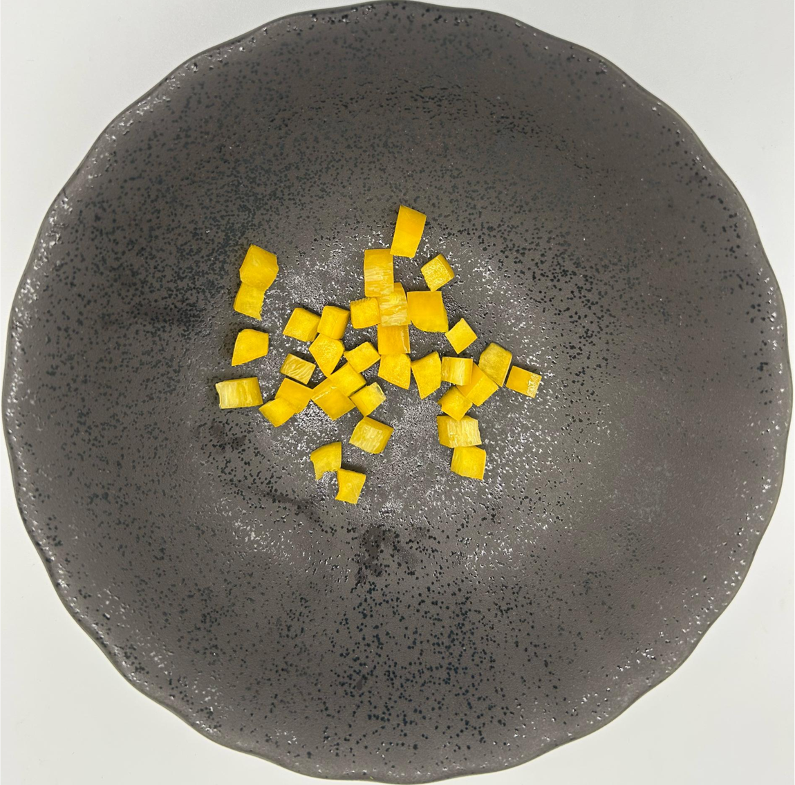 Capsicum Yellow - Diced 0.5cm - 2 kg/tub (Kito)