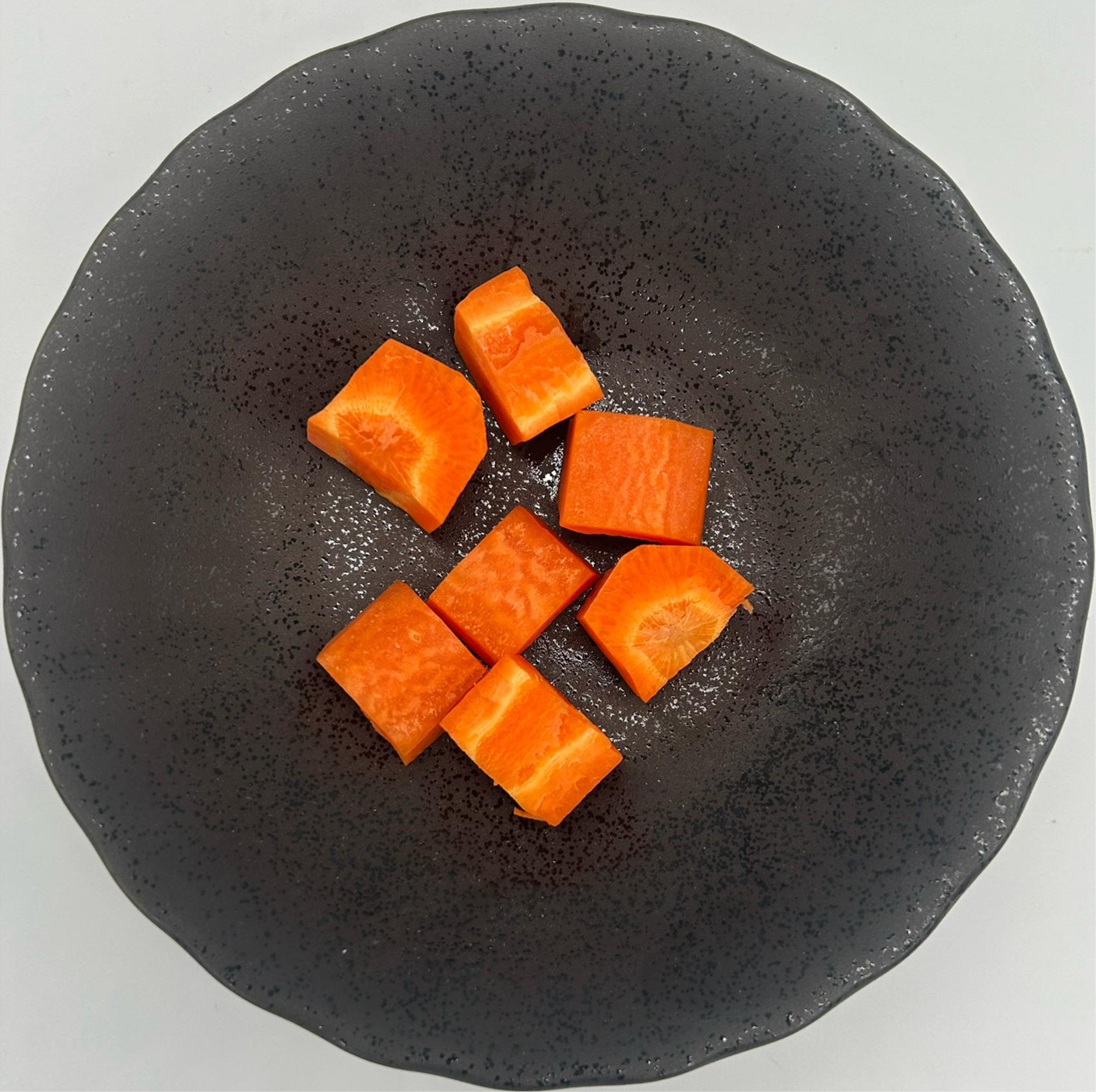 Carrots - Diced 2cm - 2 kg/pkt (Kito)