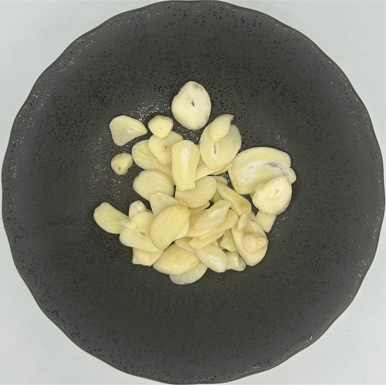 Garlic - 2mm Sliced - 2 kg/pkt (Kito)
