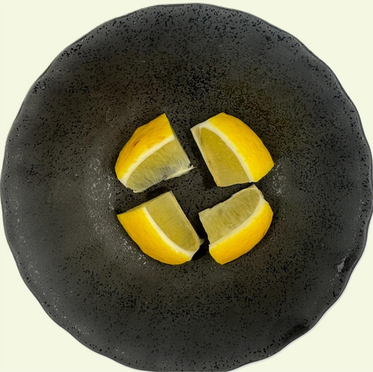 Lemon - Wedges - Cut 1/8 - 1 kg/tub (Kito)