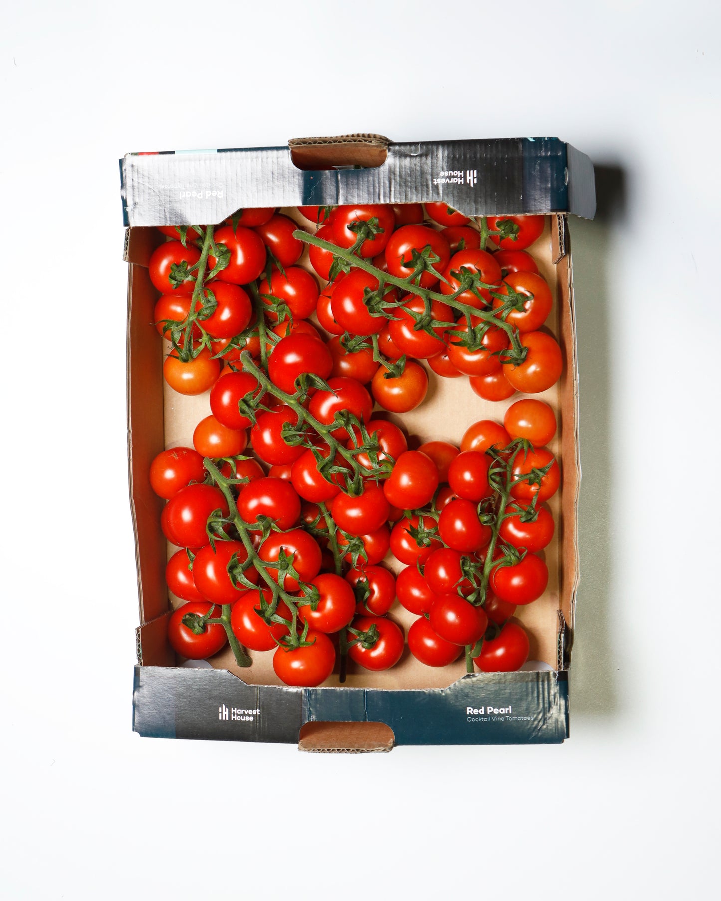 Tomato Pearl On Vine